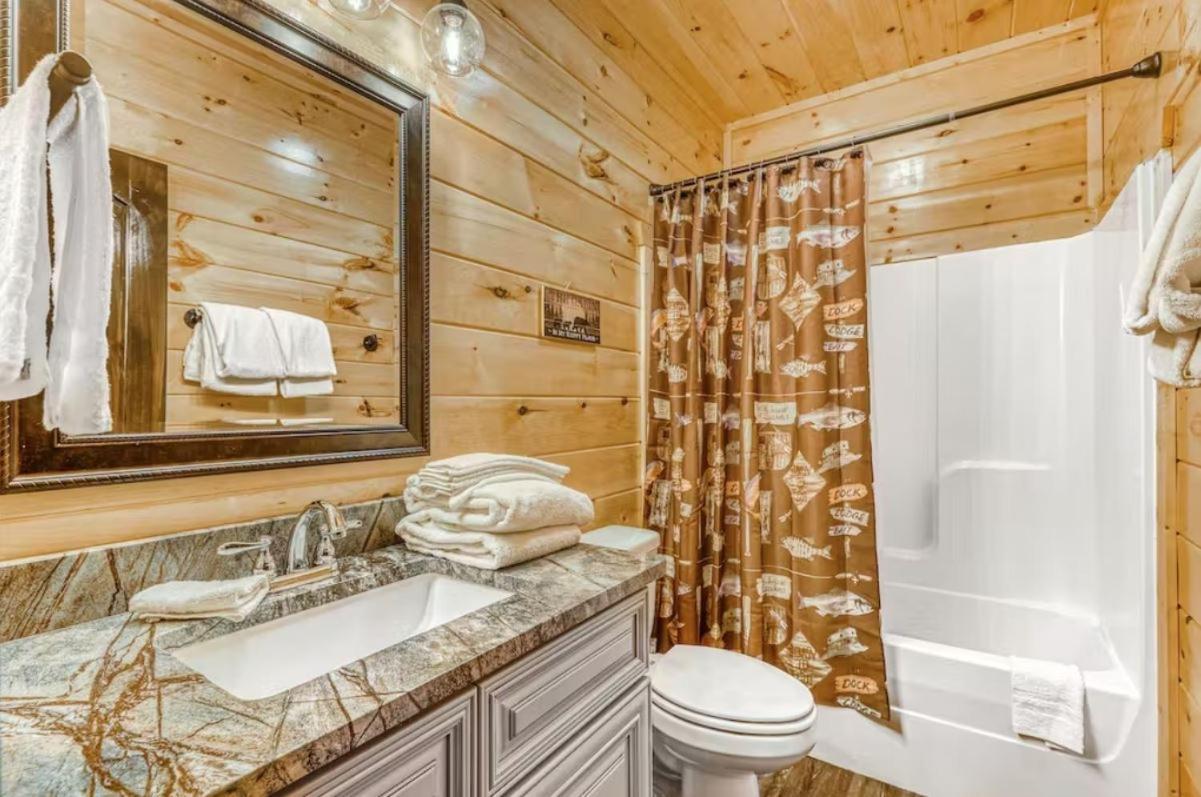 The Great Dogwood Manor By Stony Brook Cabins Gatlinburg Eksteriør bilde