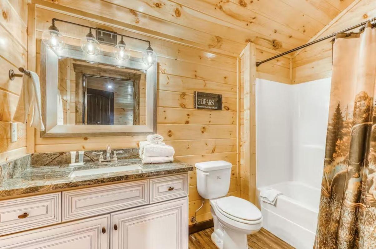 The Great Dogwood Manor By Stony Brook Cabins Gatlinburg Eksteriør bilde
