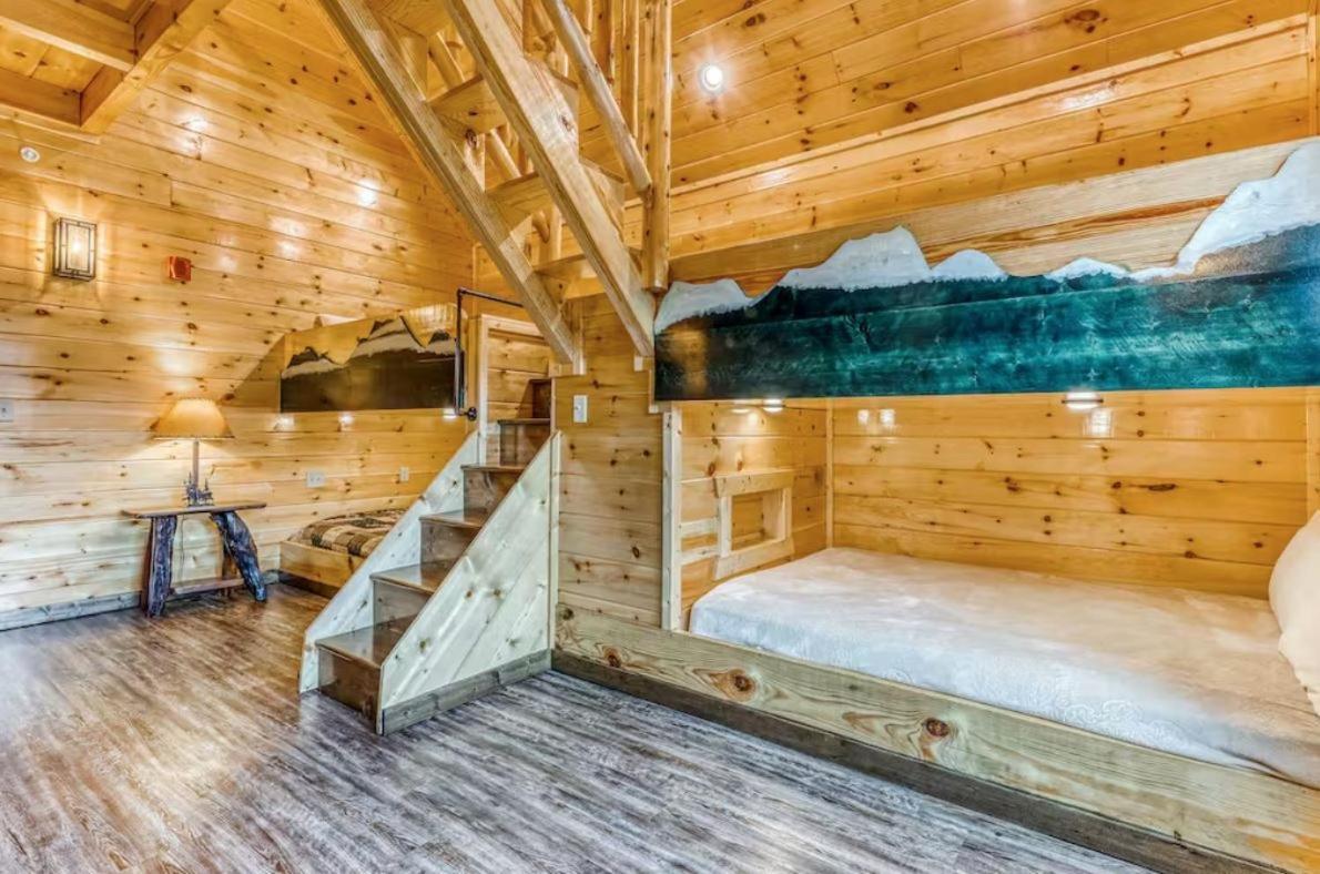 The Great Dogwood Manor By Stony Brook Cabins Gatlinburg Eksteriør bilde